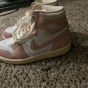 Vintage pink Nike